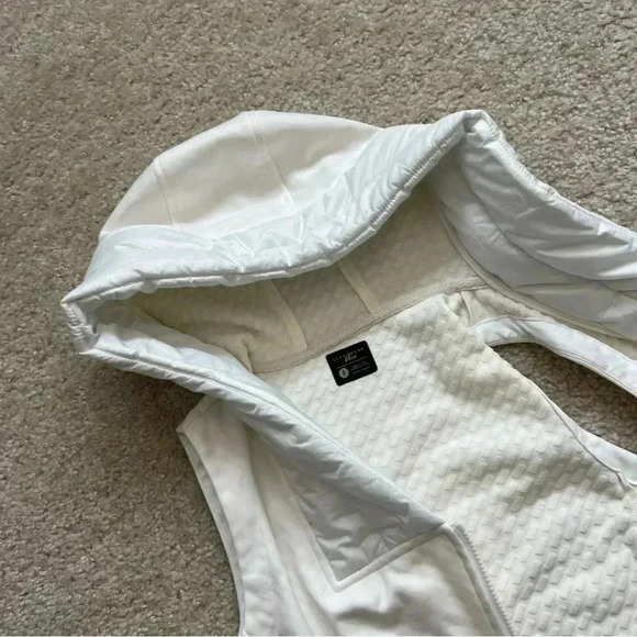 Levelwear Verve Sloan Vest Women’s Size Small Golf Active Hooded Zip $90 - Picture 14 of 16